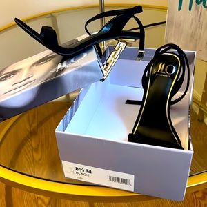 J. Lo womens heel with gold accents